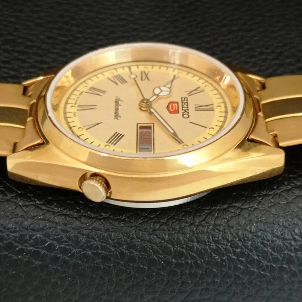 Vintage 1971 Seiko Automatic Mens Gold Watch W/daydate & Champagne accents